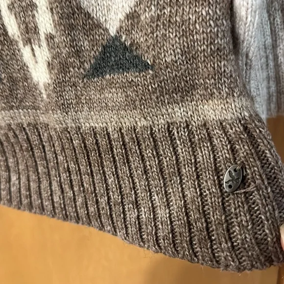 American Eagle Outfitters Aztec Southwestern Sweater Tan Brown Size Medium - Picture 5 of 11